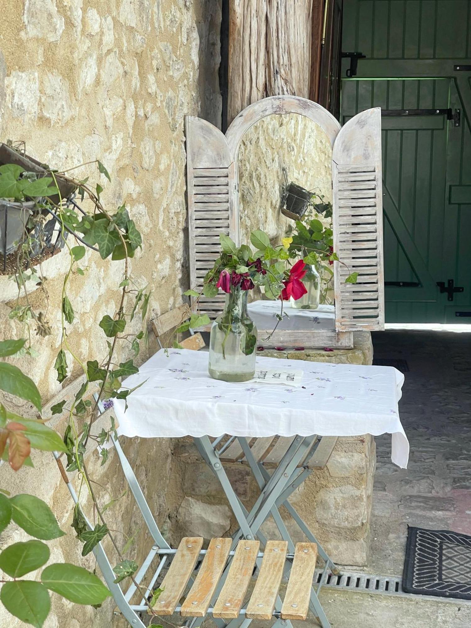 Place Sainte Marguerite Provins Dış mekan fotoğraf